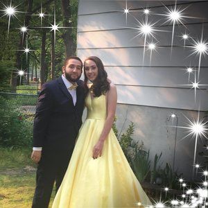 Meet your Posher, Roseann